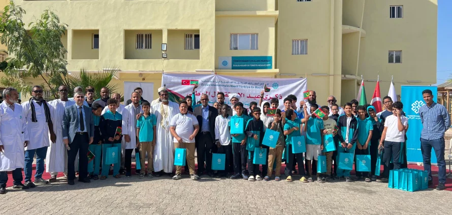 Le lycée turc Maarif pour garçons de Nouakchott a organisé ce matin une cérémonie pour commémorer le 65e anniversaire de la fête nationale de l'indépendance.